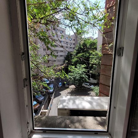 בוקרשט Anastasia Balcescu Apart 4 Self Check In Code From 2Pm Kitchen And Bedroom מראה חיצוני תמונה