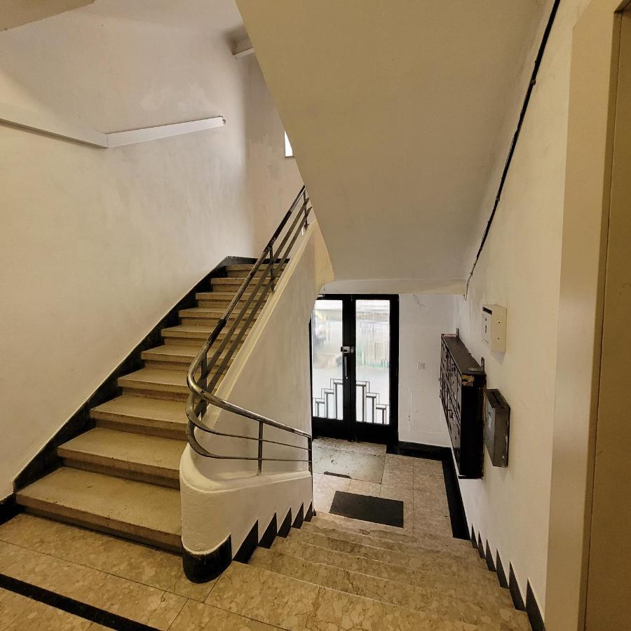 בוקרשט Anastasia Balcescu Apart 4 Self Check In Code From 2Pm Kitchen And Bedroom מראה חיצוני תמונה